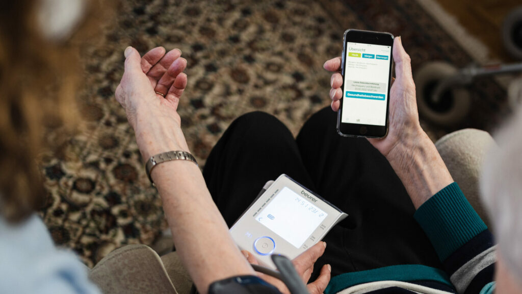 Datenmedizin in Anwendung: In-Praxi-Test im Pflegeheim in Lützeln im Rahmen des DMGD-Projekts „DataHealth Burbach“