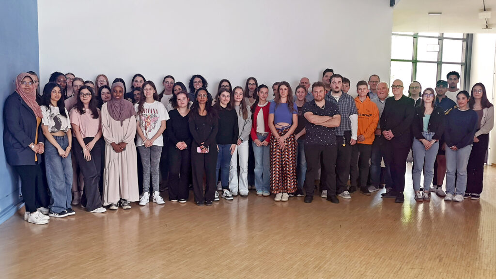 Am 4. Juni fand die Zwischenpräsentation des diesjährigen Planspiels „MedTech Start-up“ im Artur-Woll-Haus statt.